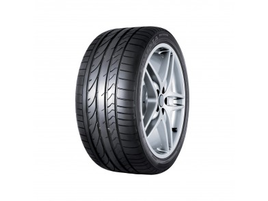 BRIDGESTONE 225/40 R 18 92Y RE050A XL RFT * BRIDGESTONE 225/40 R 18 92Y RE050A XL RFT *